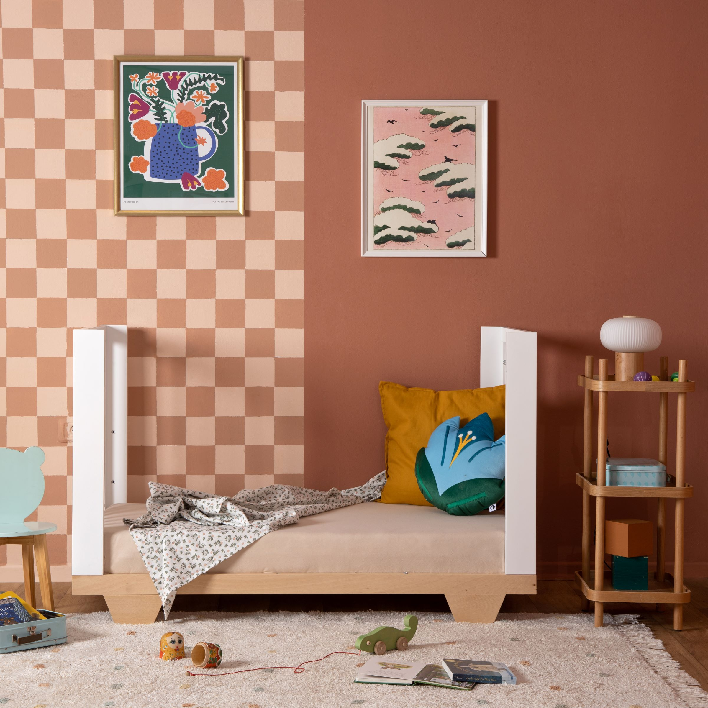 dadada Spirit 8-in-1 Convertible Crib - White.