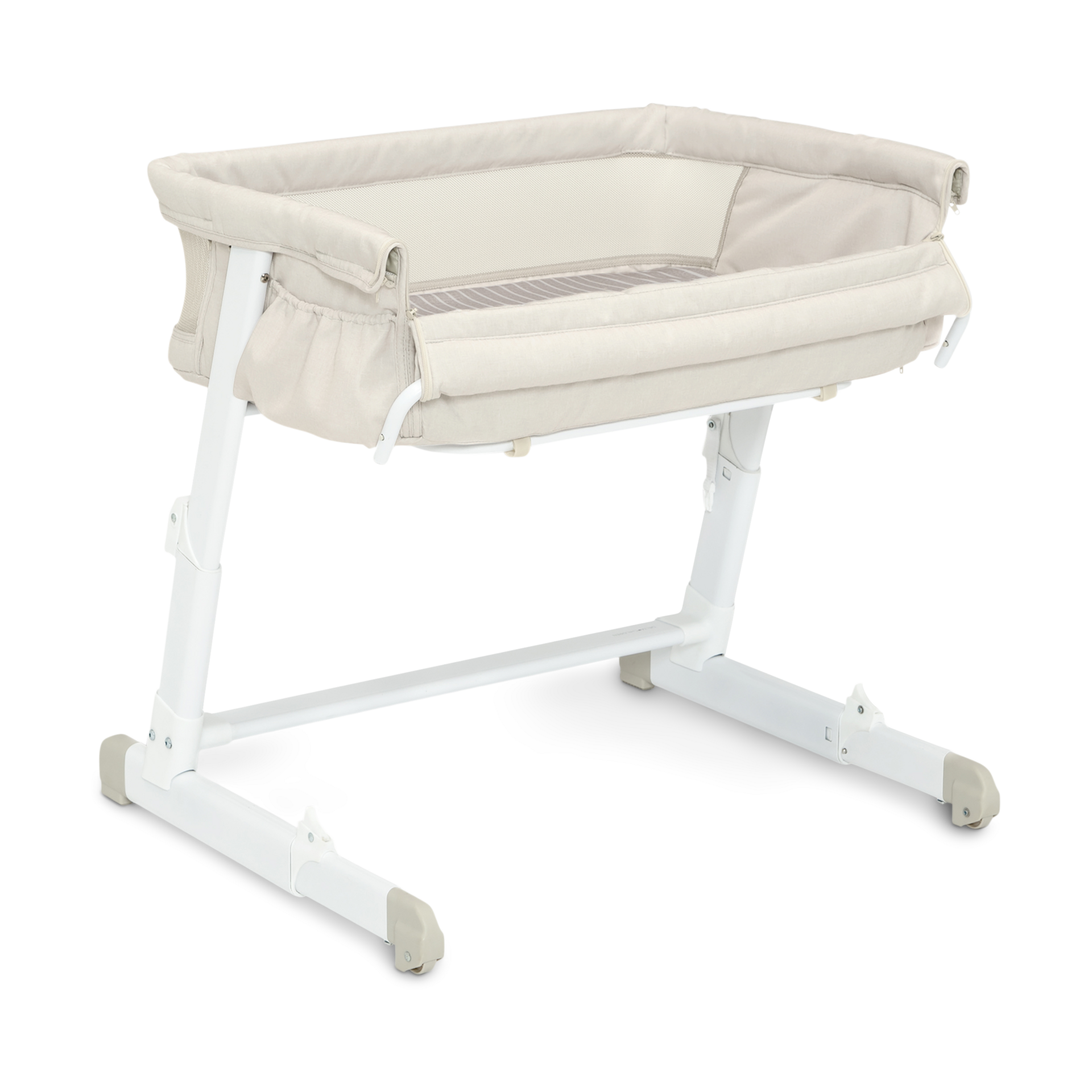 Delta Children babyGap Whisper Bedside Bassinet.