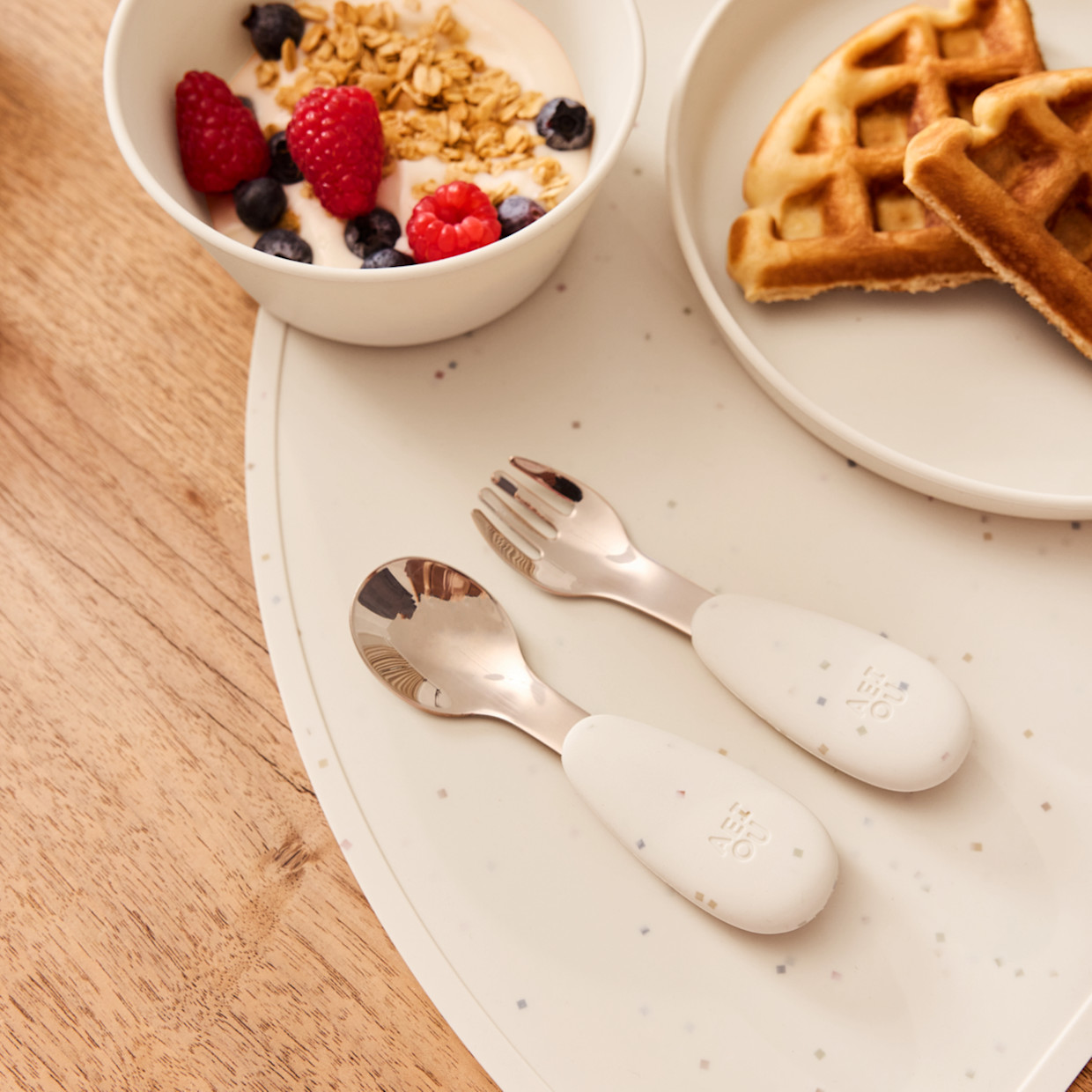 AEIOU Stainless Steel Utensils (4 Pack) - Sage/Oat Speckle.