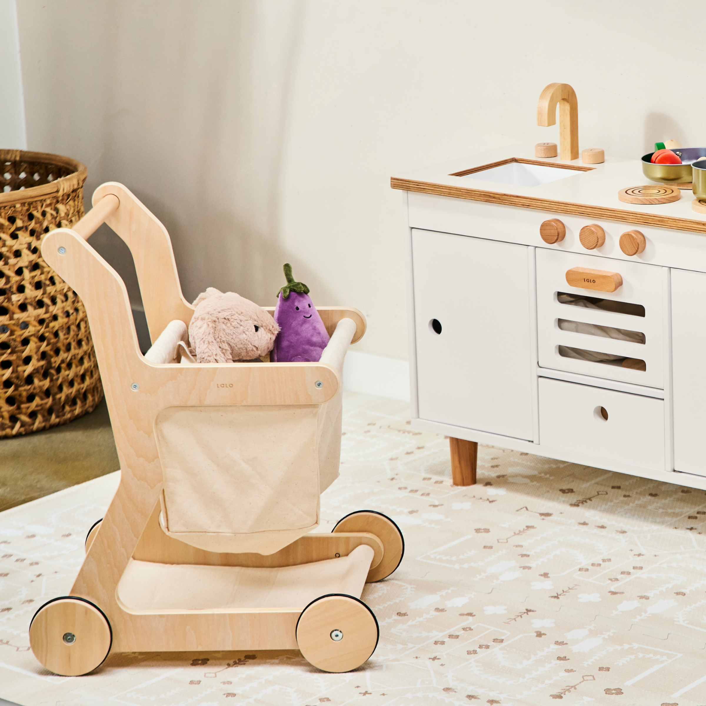 Lalo Shopping Cart - Natural.