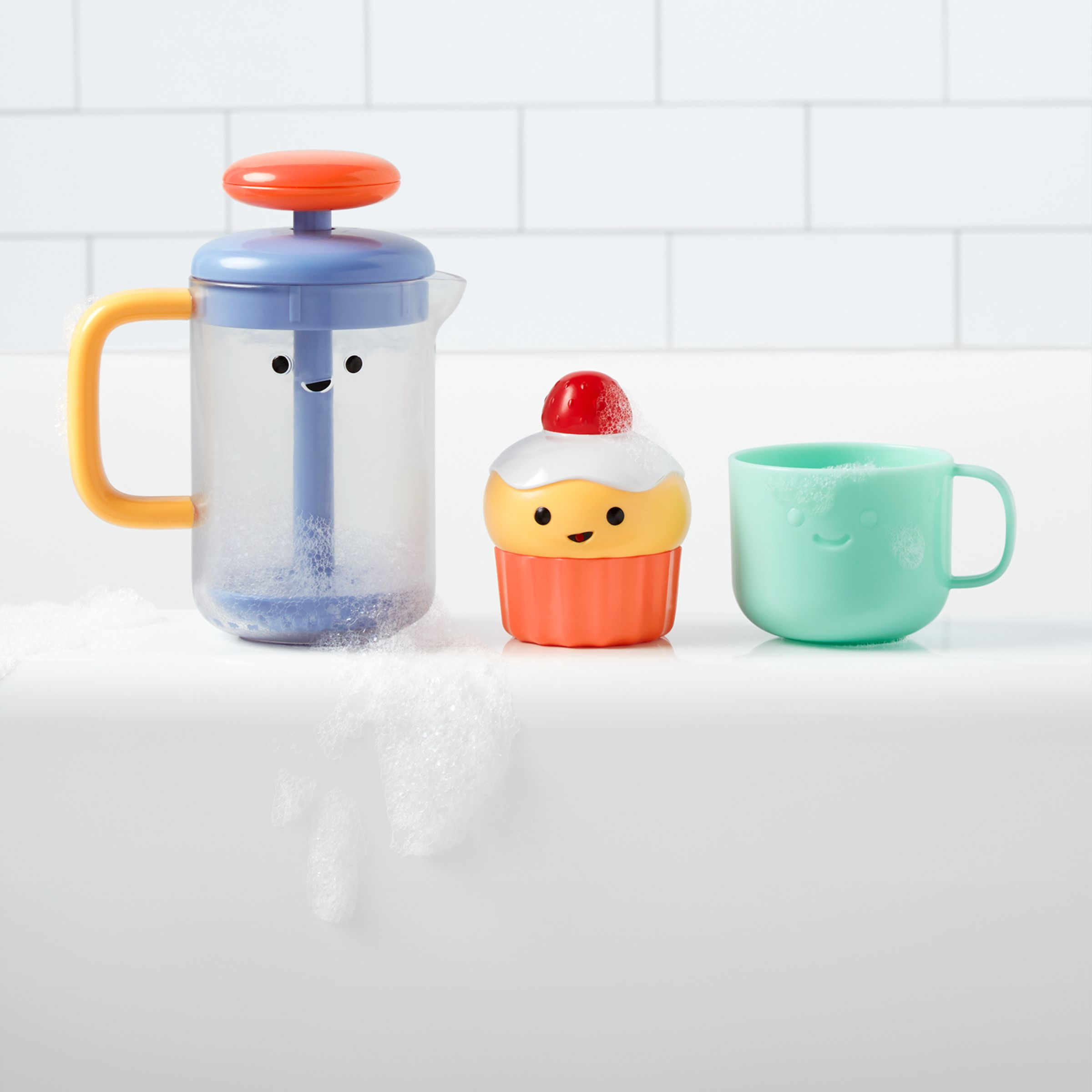 Skip Hop Tub-to-Table Cafe Bubble & Foam Bath Toy Set.
