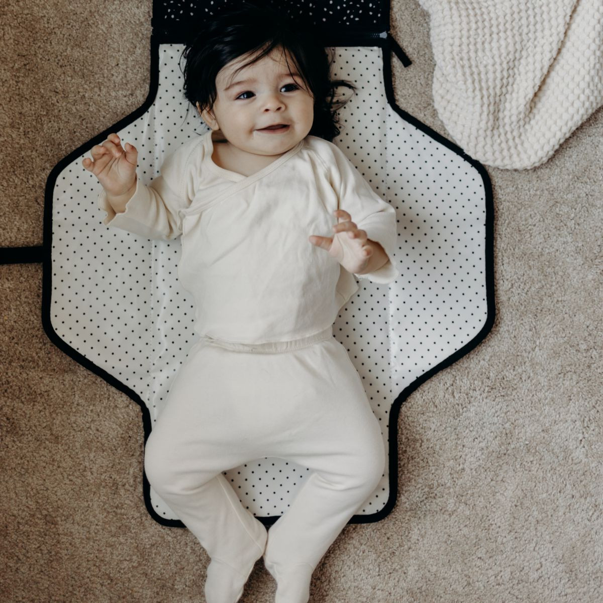 Skip Hop Skip Hop x Babylist Grab & Go Baby Must-Haves - Bottle Bag, Changing Station And Wet/Dry Bag.