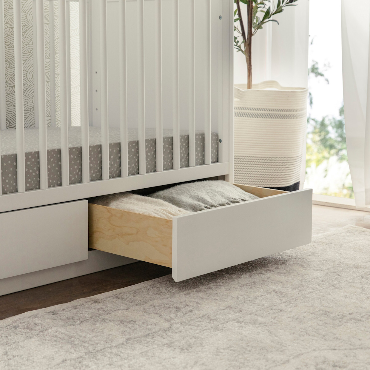 babyletto Bento 3-in-1 Storage Crib with Toddler Bed Conversion Kit - White.