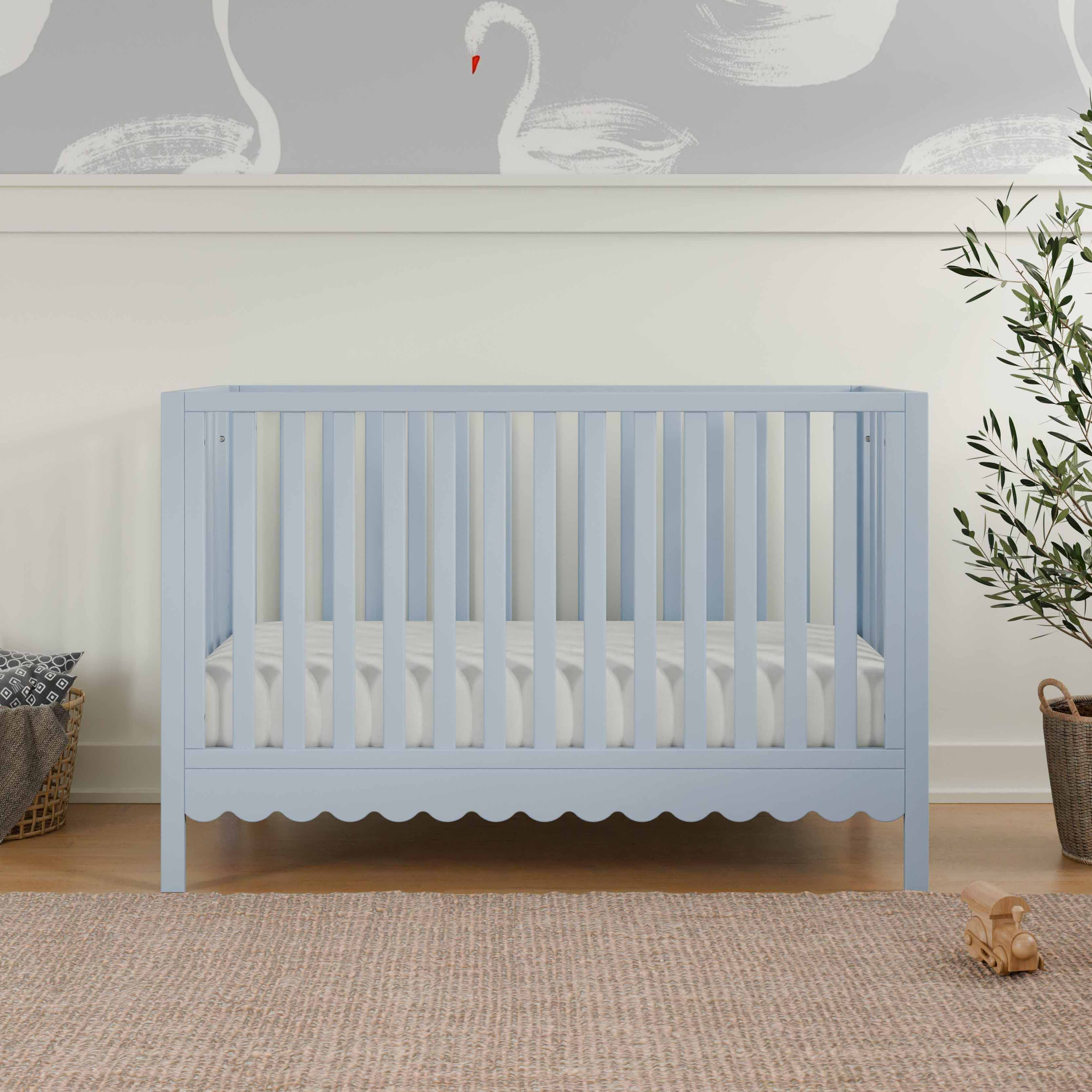 daVinci Sammy Scallop 4-in-1  Convertible Crib - Powder Blue.