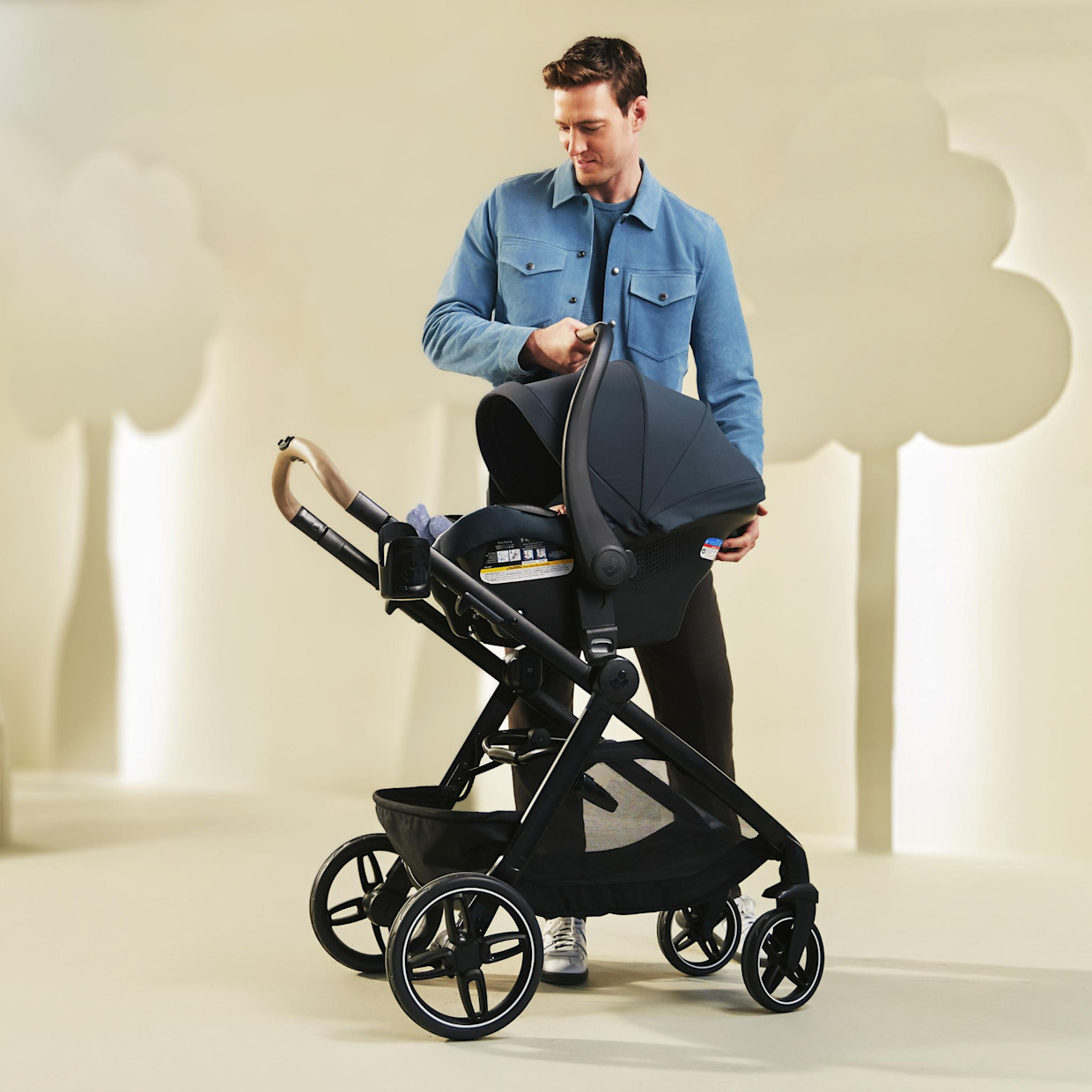 Maxi-Cosi Zelia Pro 5-in-1 Travel System - Caspian Caviar.
