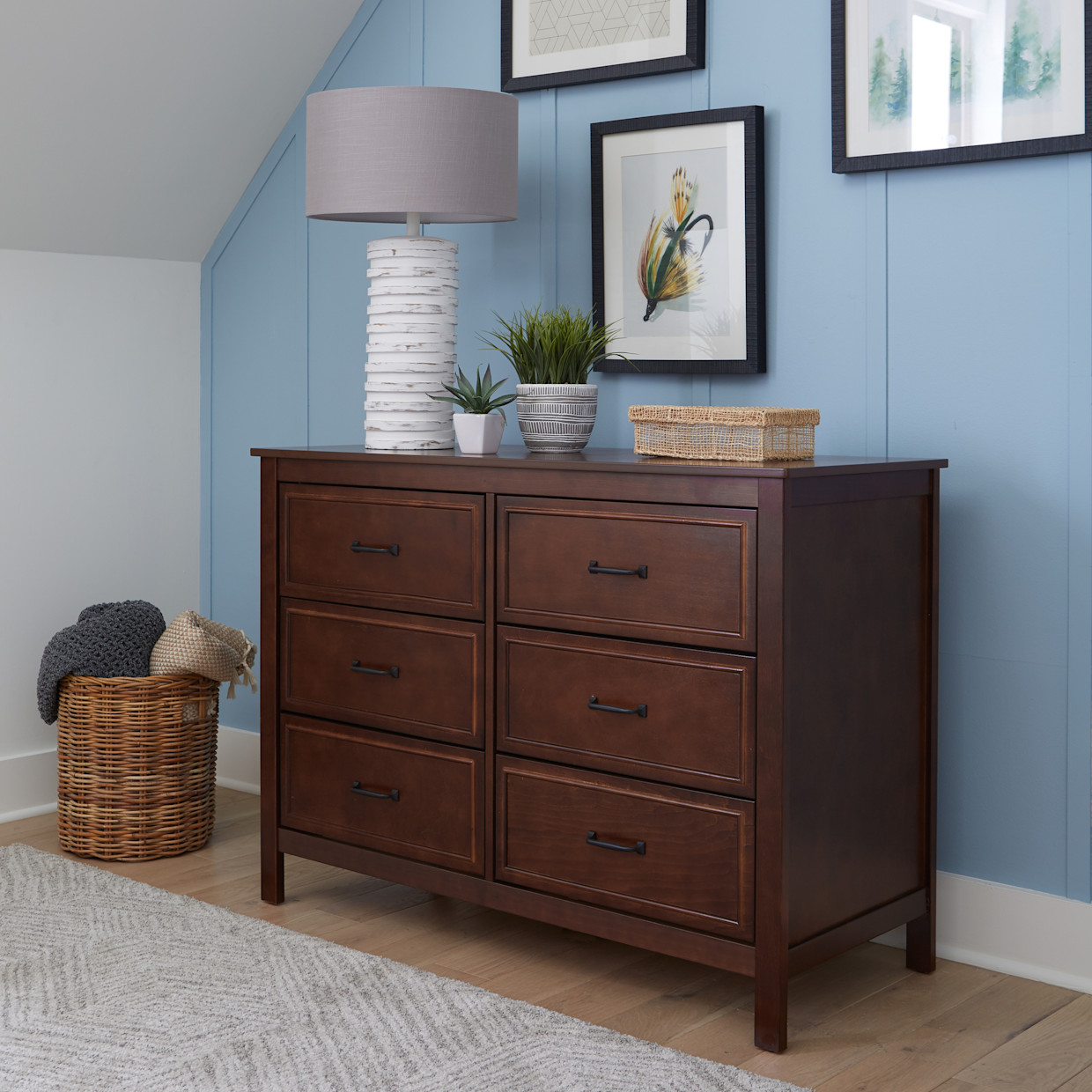 daVinci Charlie 6-Drawer Double Dresser - Espresso.