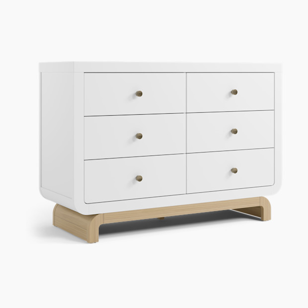 Storkcraft Santorini 6 Drawer Dresser.