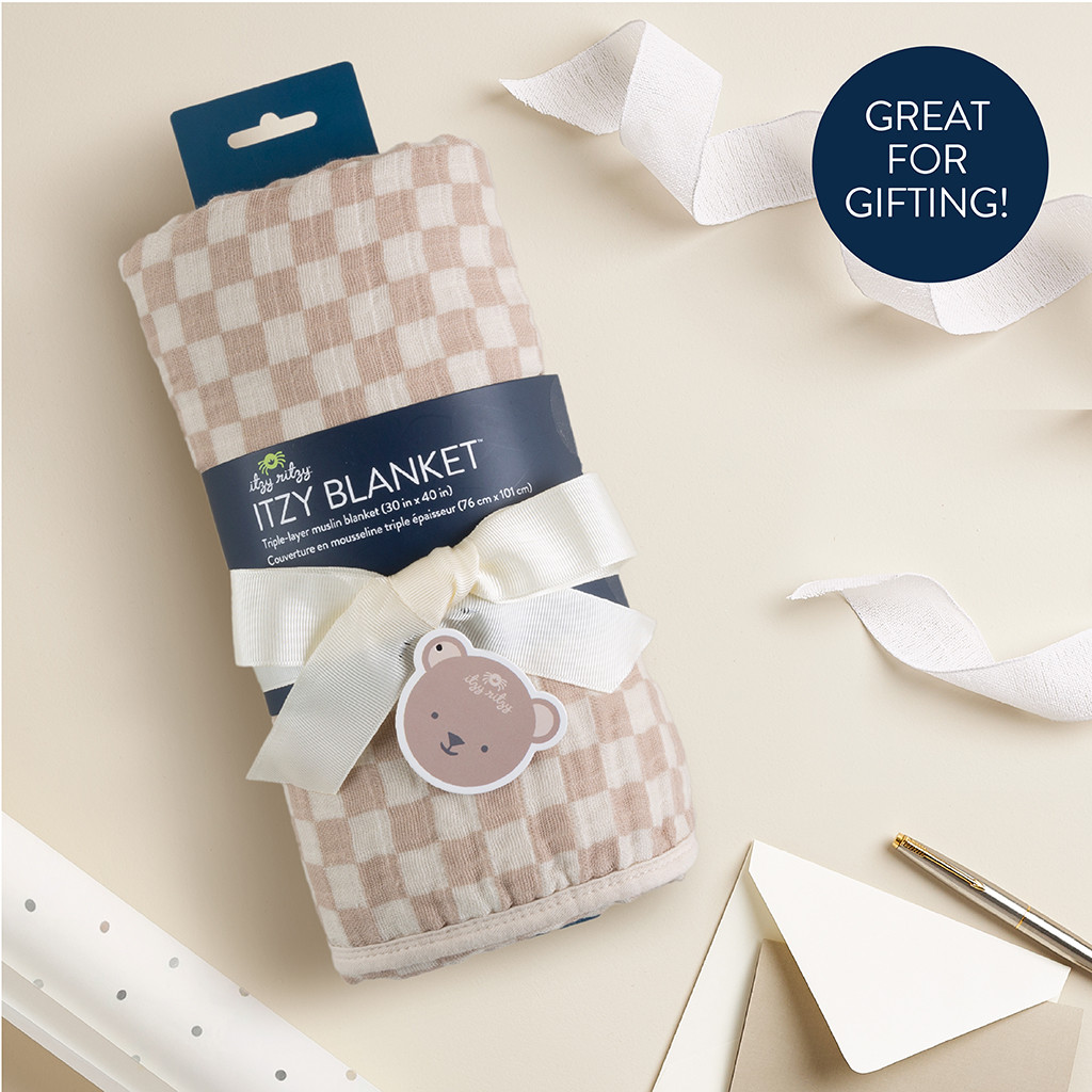 Itzy Ritzy Itzy Blanket - Check Yes.