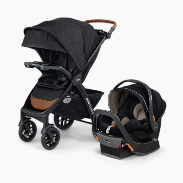 Chicco Bravo Primo Trio Travel System.