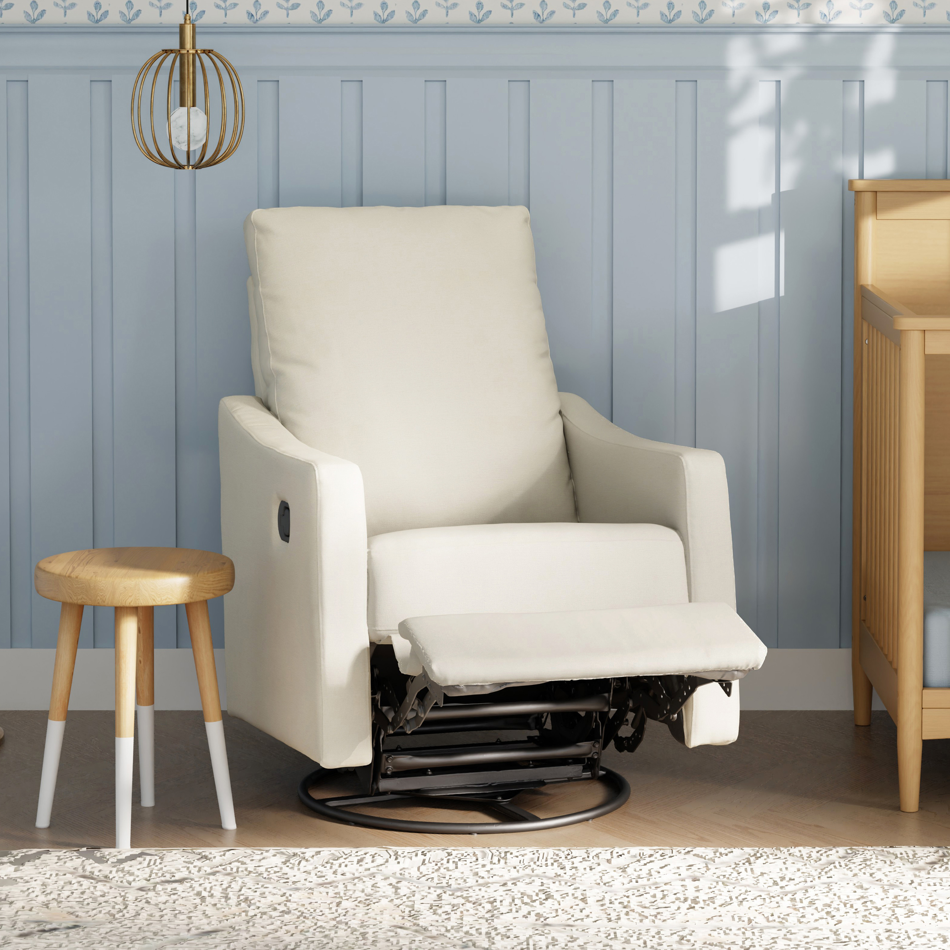 daVinci Jonah Manual Swivel Recliner - Vanilla.