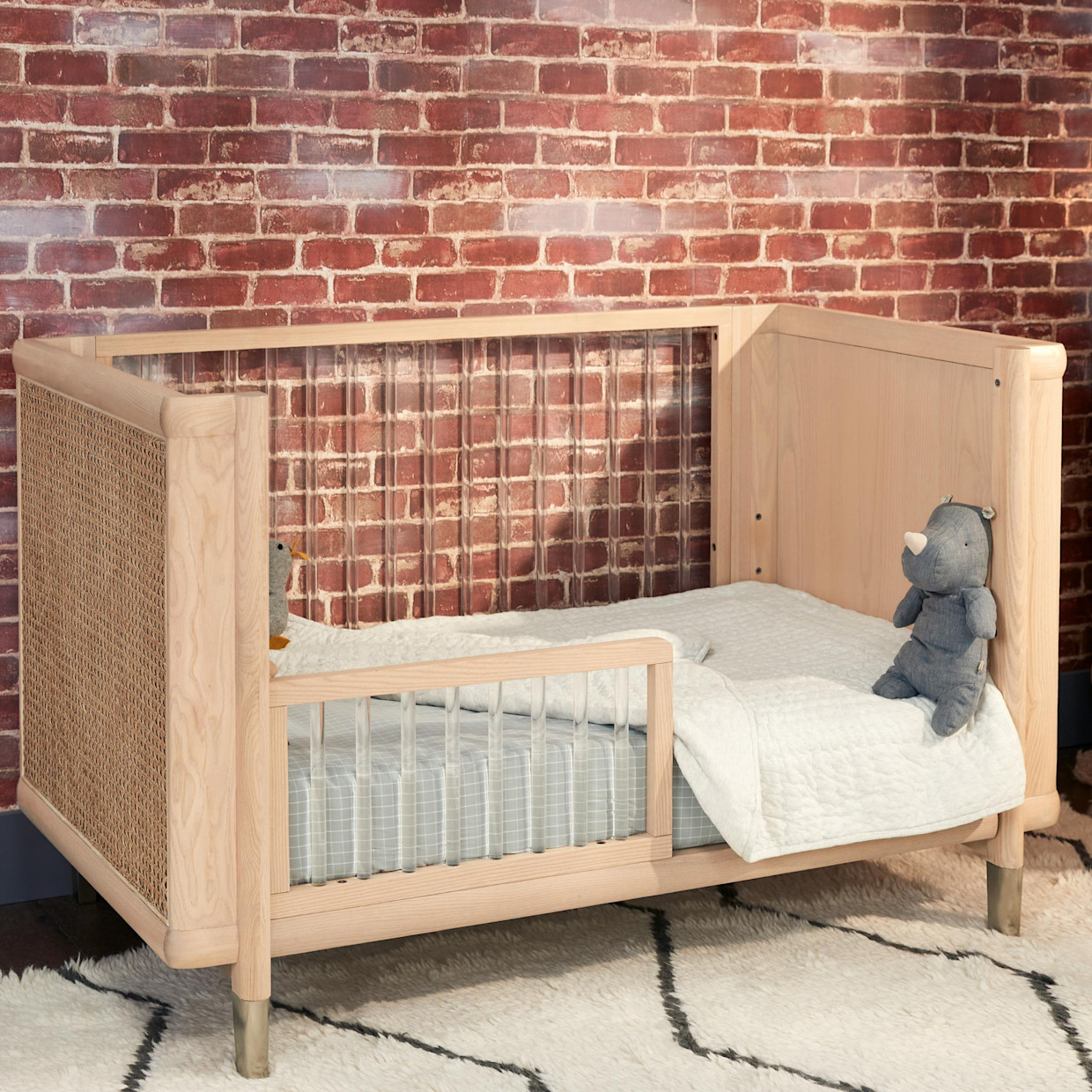 Maxi-Cosi Kindred Brisa Crib - Onyx Heritage.