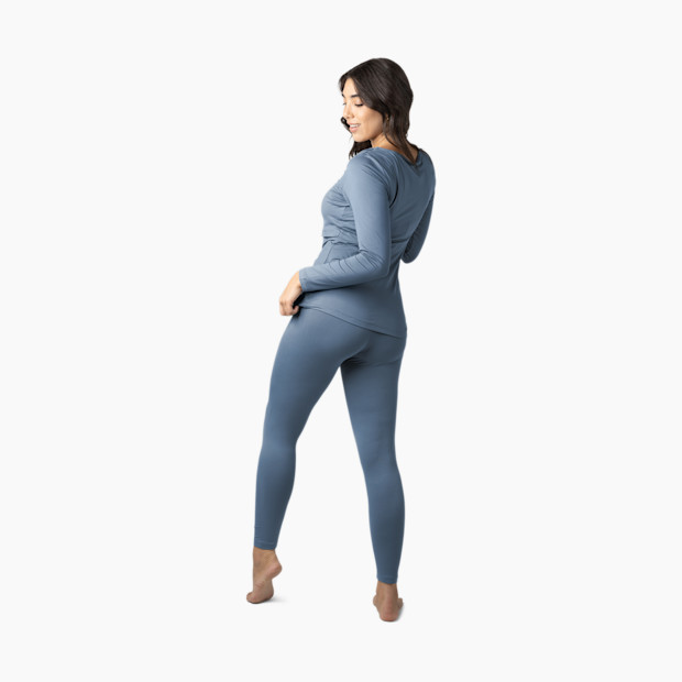 Kindred Bravely Jane Nursing Pajama Set.