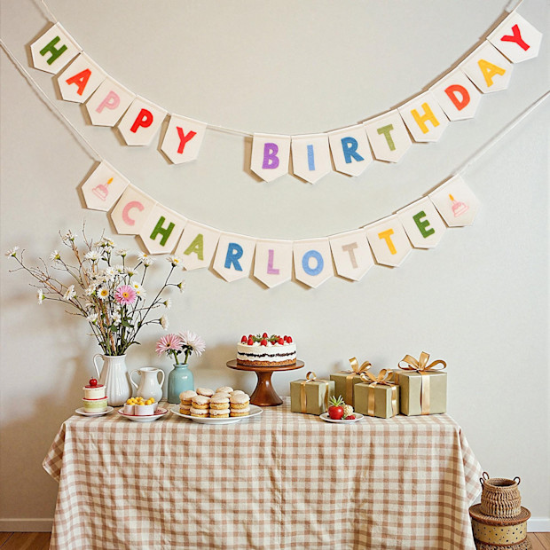 DesignLambArt Reusable Birthday Linen Garland.