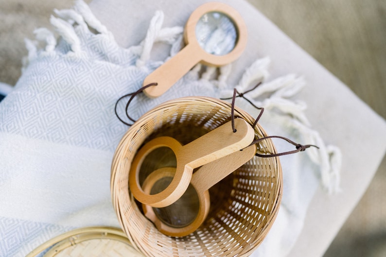 naturalplaybox Wooden Magnifying Glass.