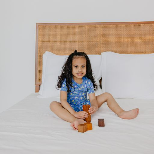 Copper Pearl Printed 2-Piece Short Sleeve Pajamas - Birdie, 18 Months.