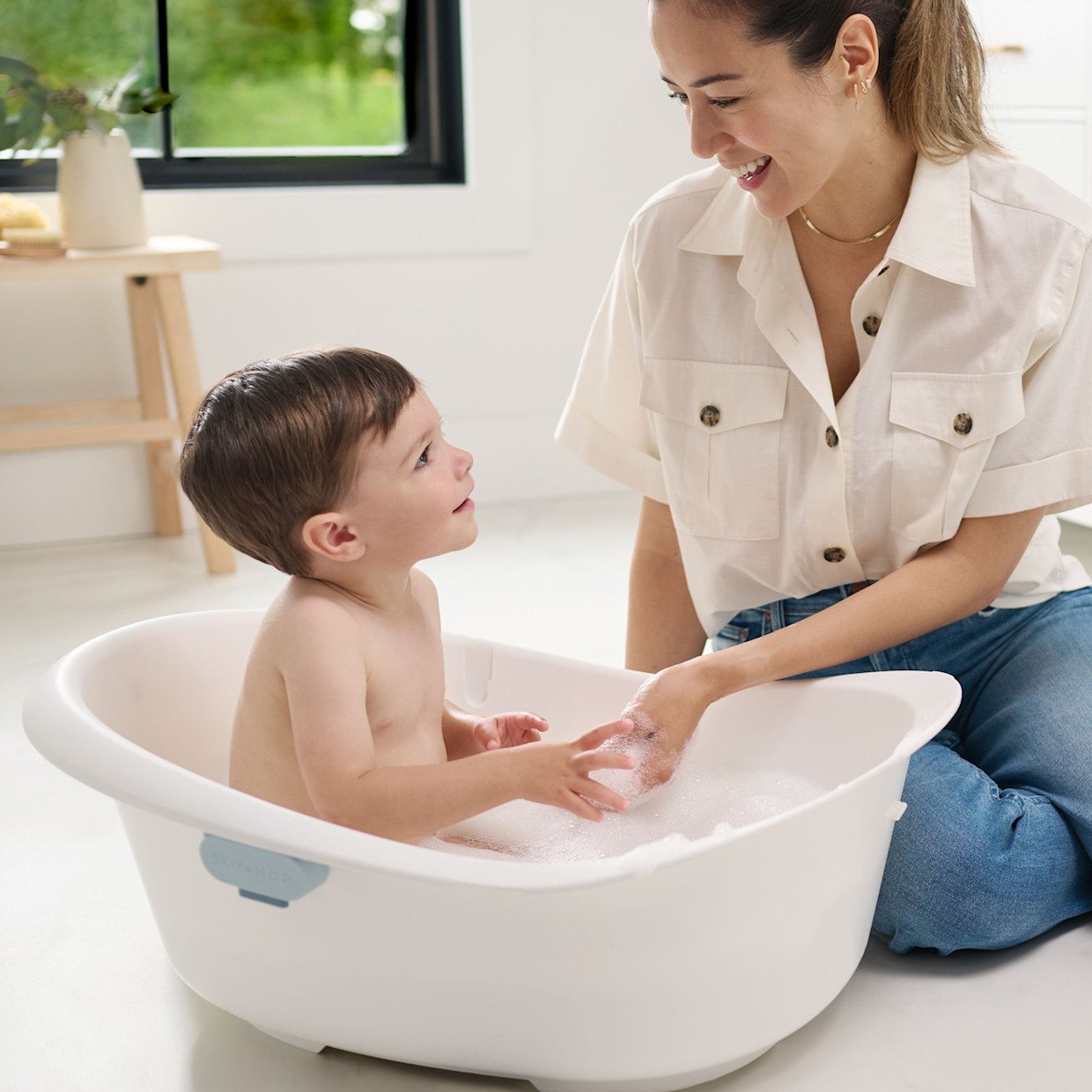 Skip Hop Wave 4-in-1 Baby Bath Tub.