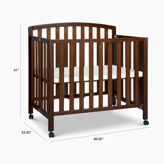daVinci Dylan Folding Portable 3-in-1 Mini Crib.