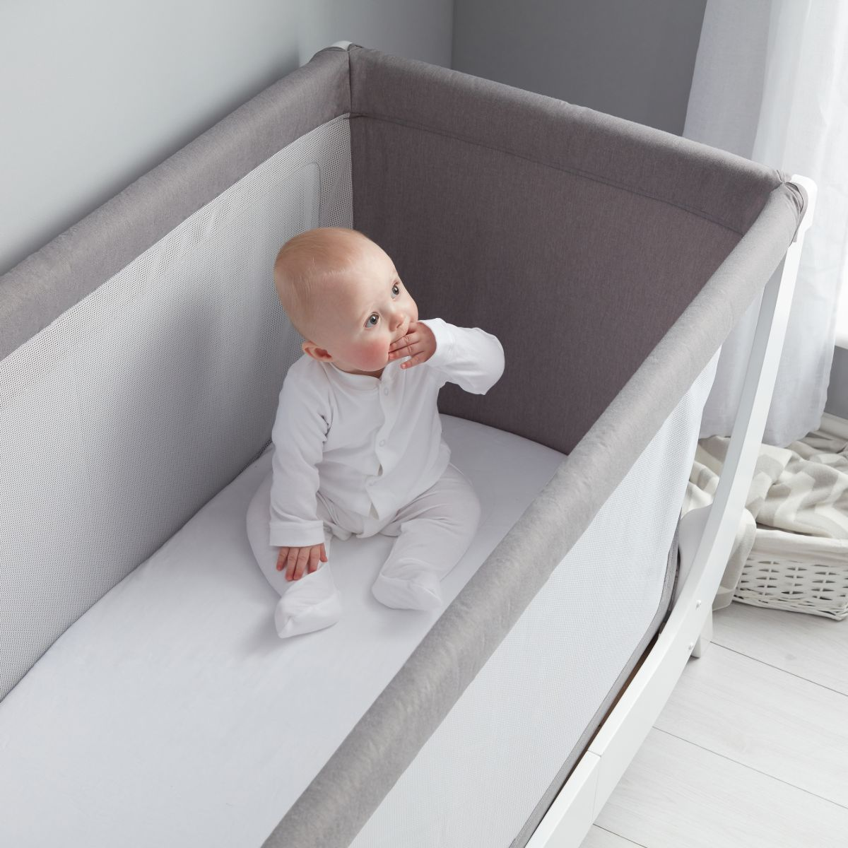 shnuggle bedside crib