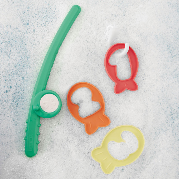 Skip Hop STEM Learning & Play Fishing Set Baby Bath Toy.