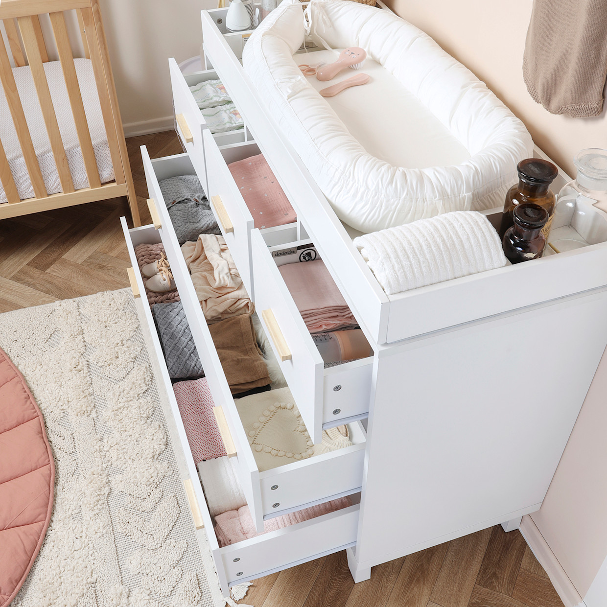 dadada Removable Changing Tray for the Boston Dresser - White.