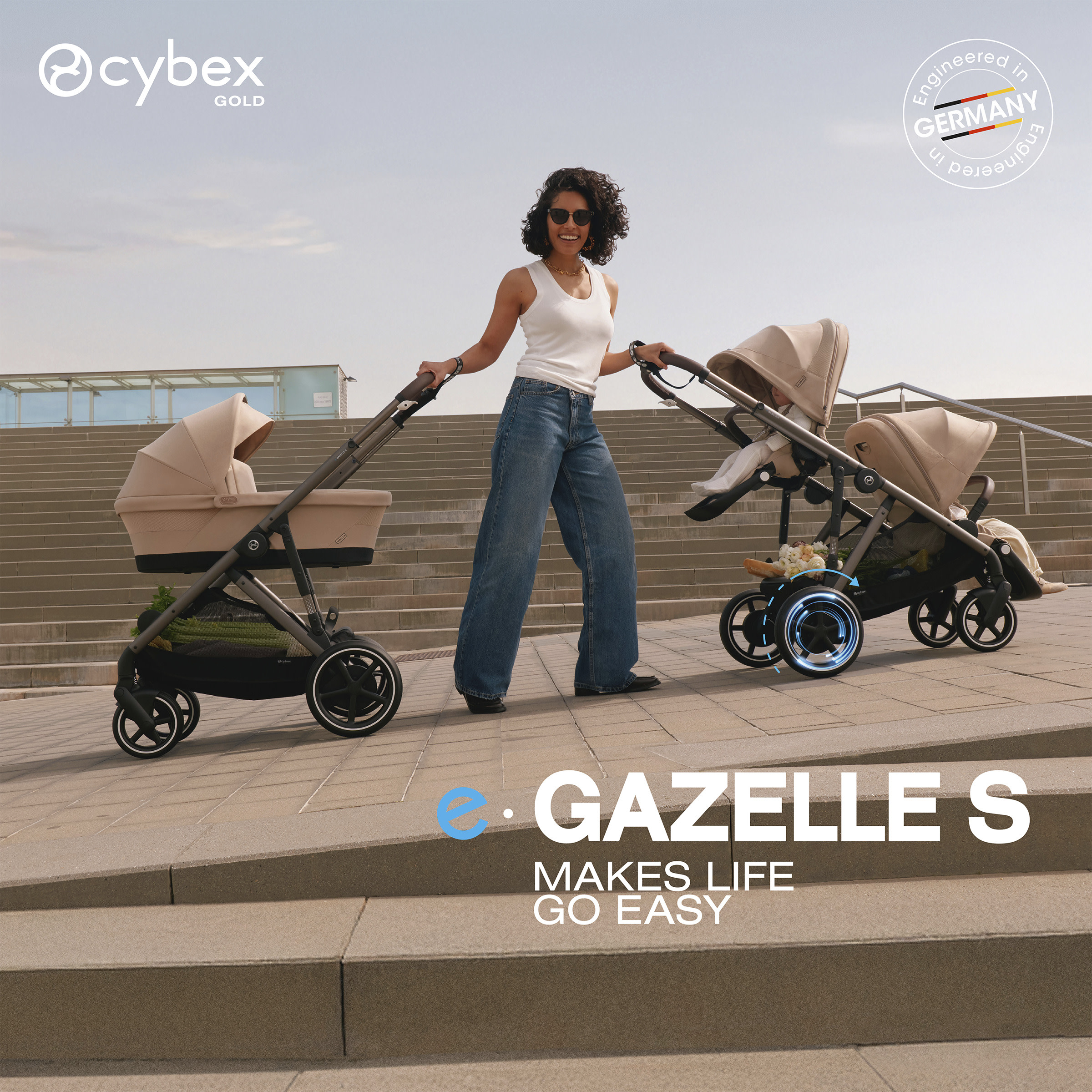 Cybex eGazelle S Stroller + Cloud G Pro Travel System - Black Frame/Moon Black.
