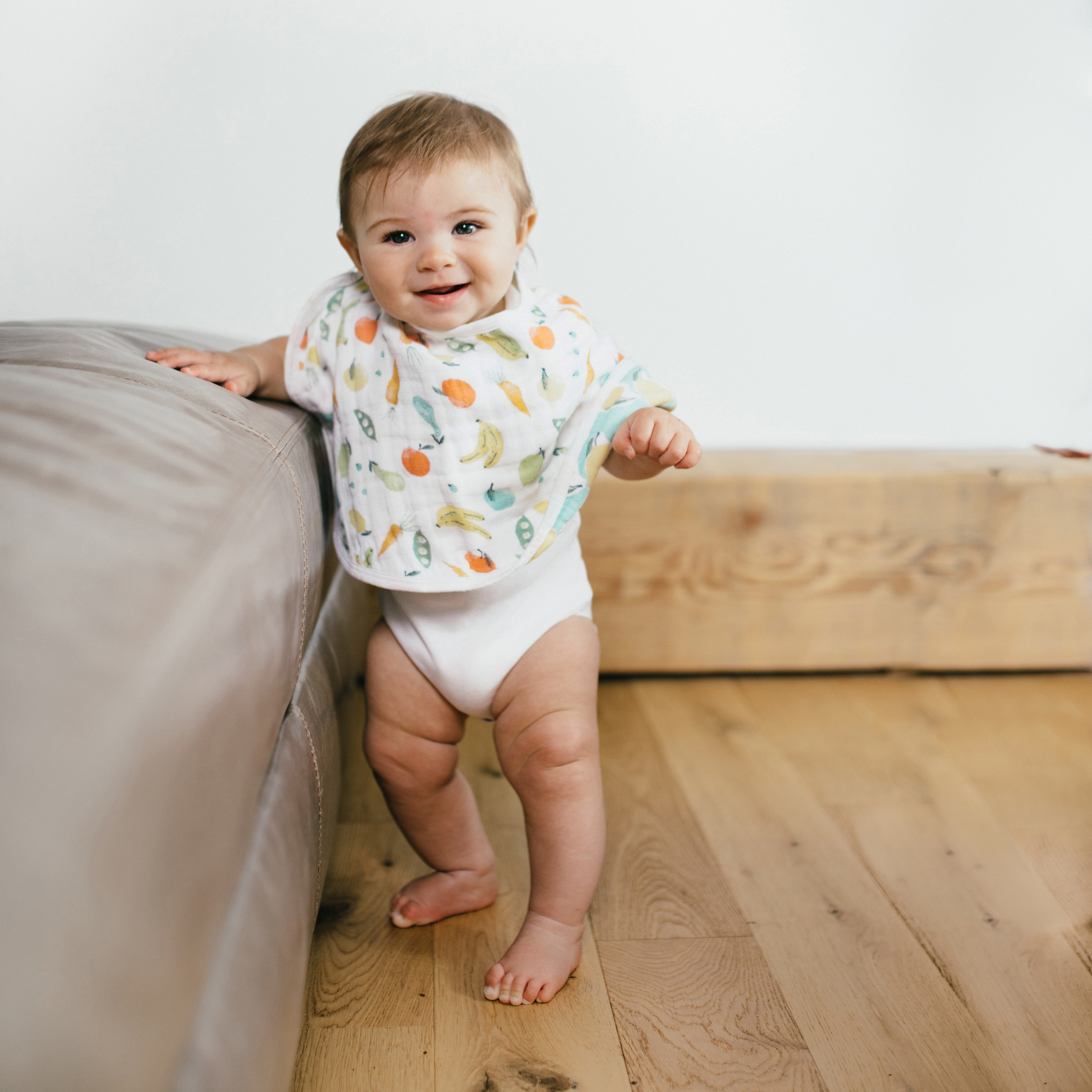 Aden + Anais Essentials Cotton Muslin Burpy Bib Farm To Table