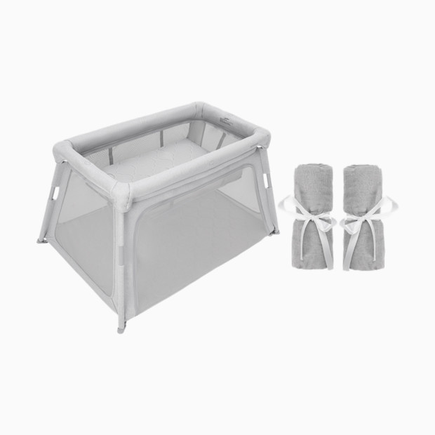 Newton Baby Deluxe Travel Crib & Play Yard + Bassinet + Sheets Bundle.