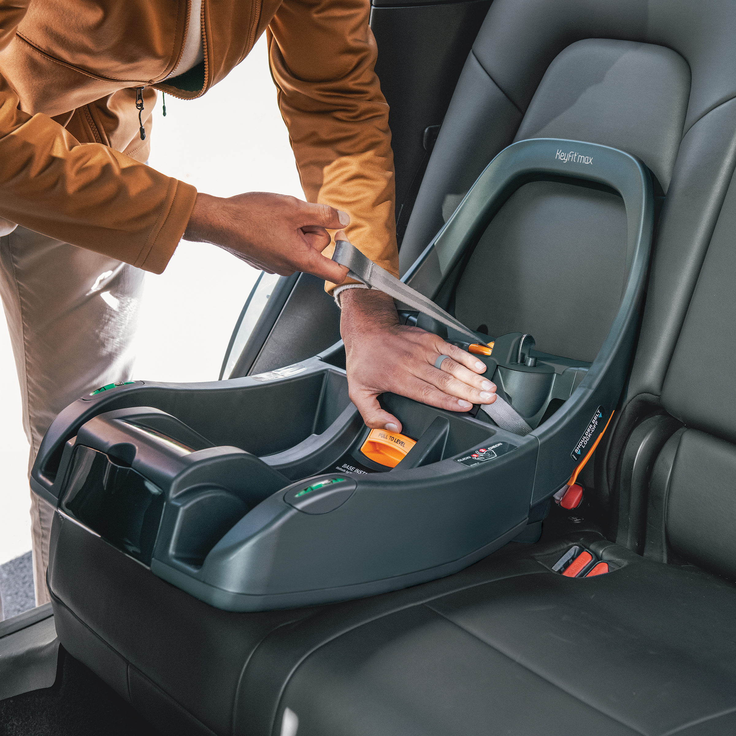 Chicco KeyFit Max Infant Car Seat Base - Anthracite.