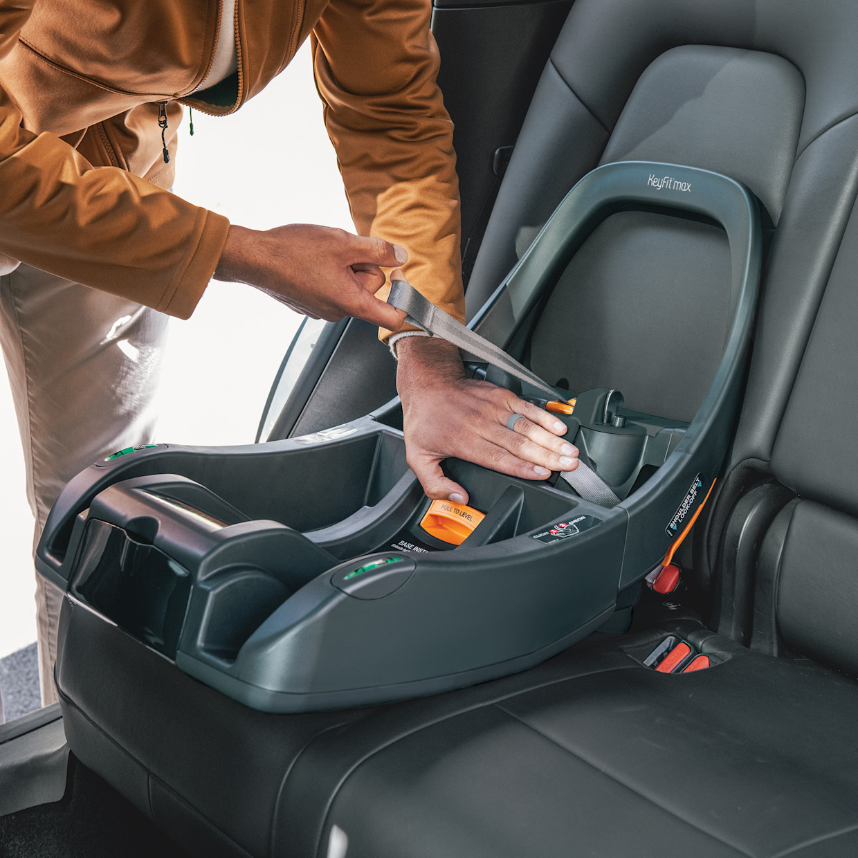 Chicco KeyFit Max Infant Car Seat Base - Anthracite.