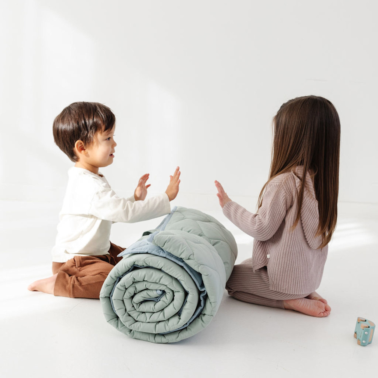 Toki Mats Picnic Blanket - Sage + Breeze.