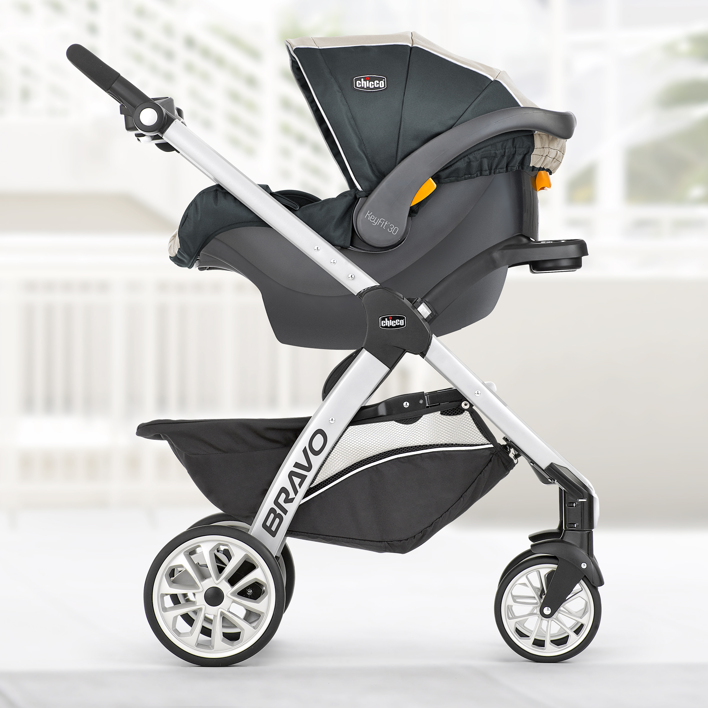 chicco travel system
