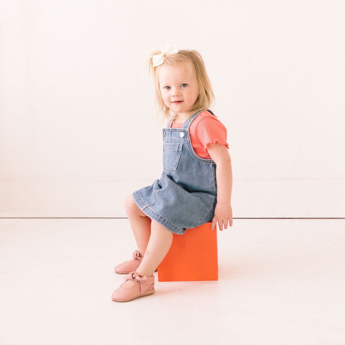 Freshly Picked Knotted Bow Moccasins - Blush, Newborn.