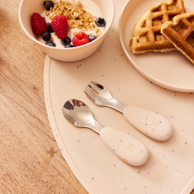 AEIOU Silicone Placemat - Oat Speckle.