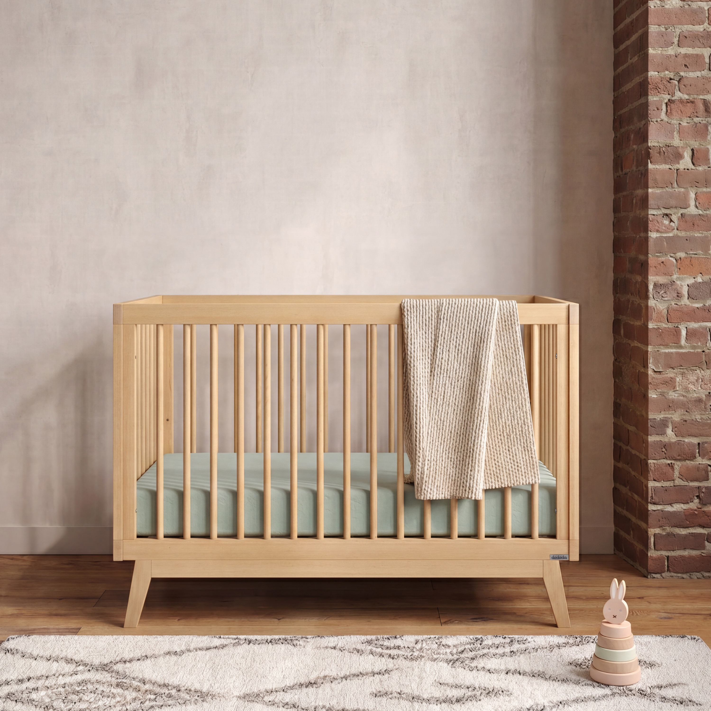 dadada Soho 3-in-1 Convertible Crib - Natural.