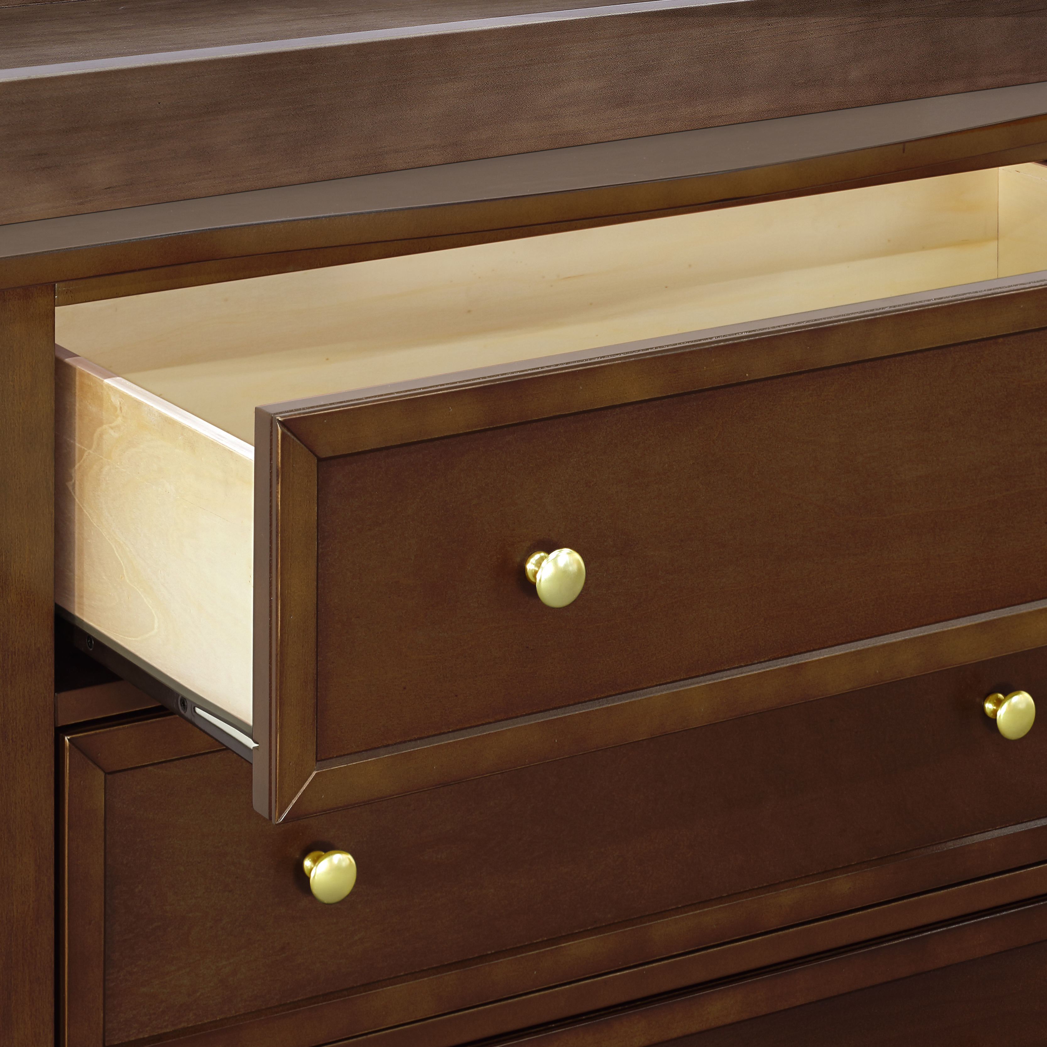 daVinci Kalani 3-Drawer Dresser - Espresso.