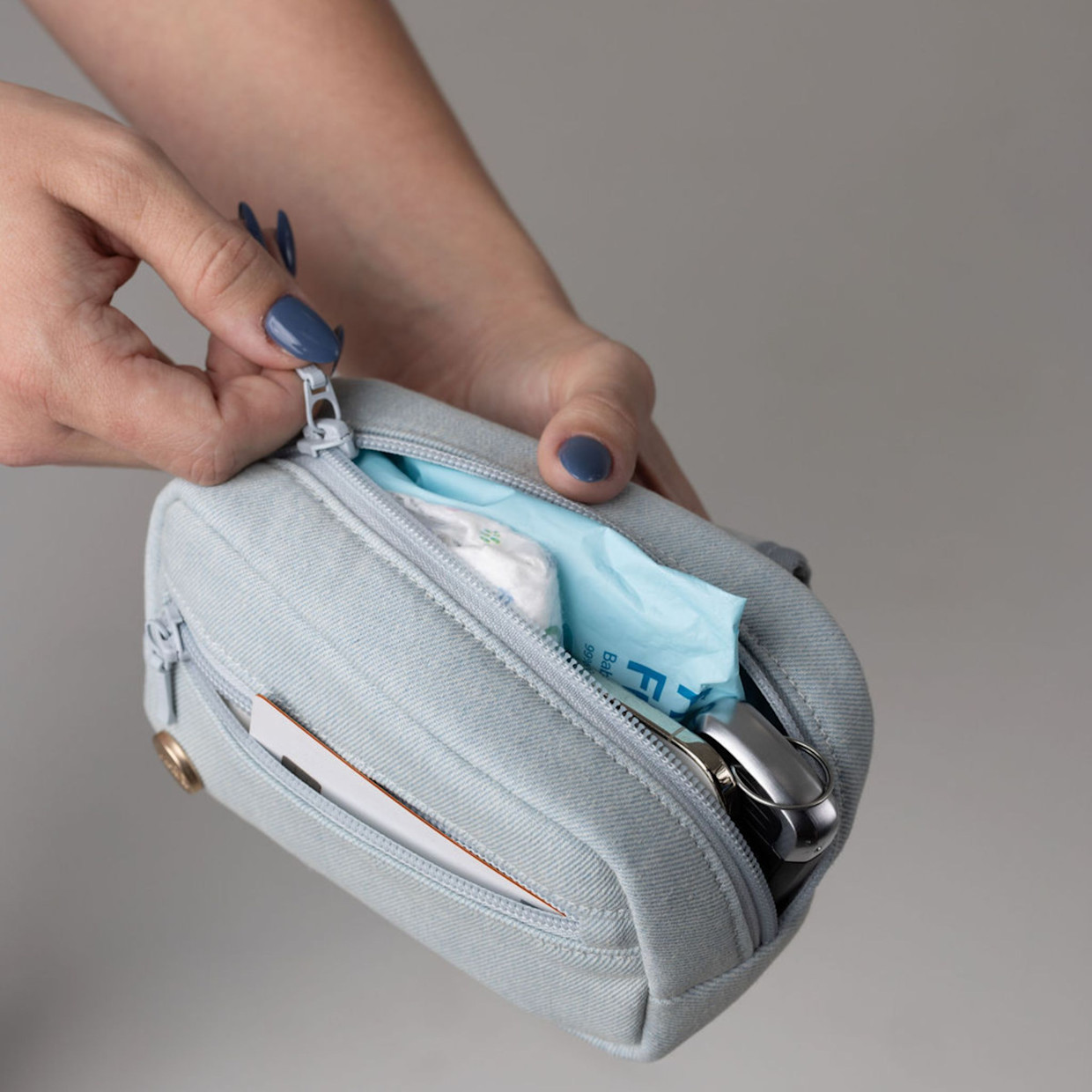 MABĒ The Monarch Accessory Bag - Denim.