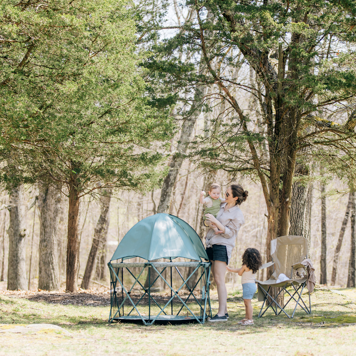 Baby Delight Go With Me Eclipse Deluxe Portable Playard - Garden Green.