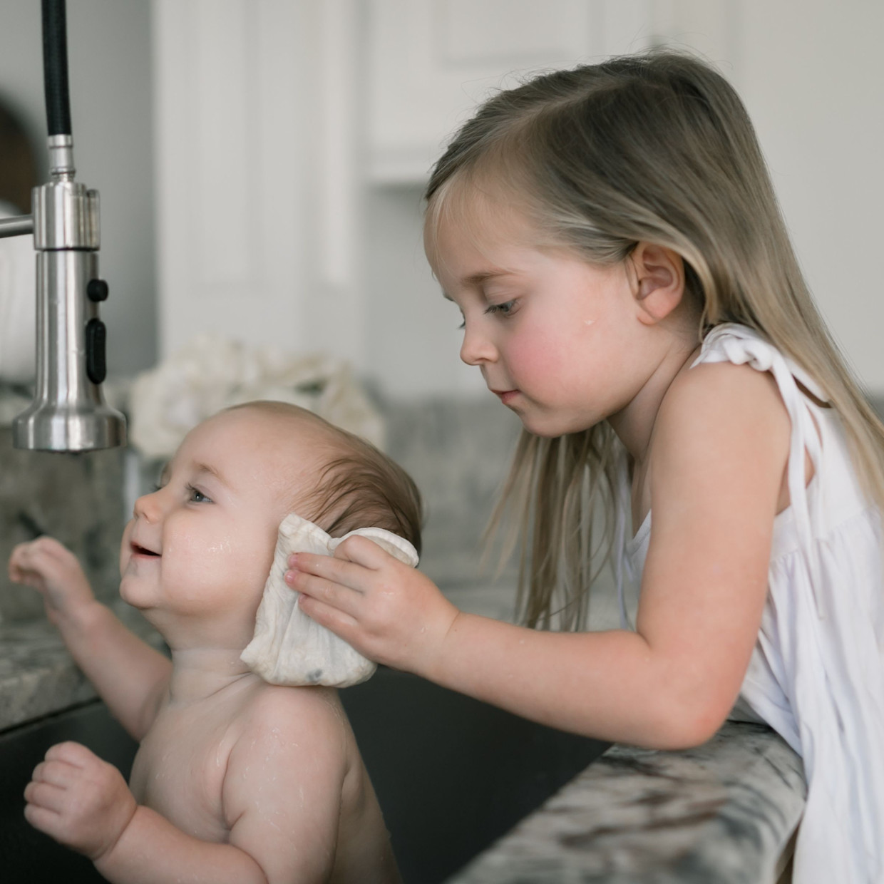 Ella Ola Organic Baby Bath Soak - Blue.