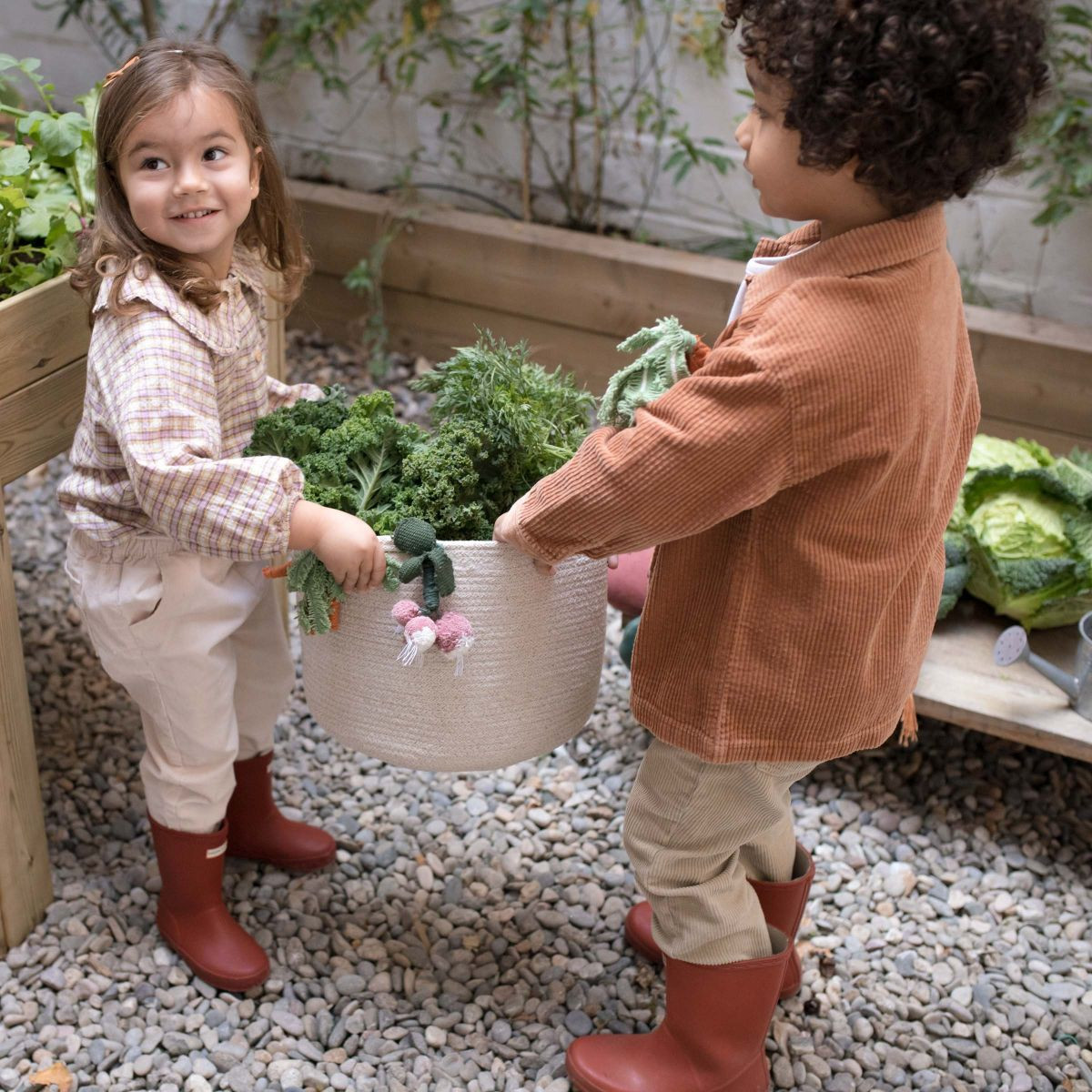 Lorena Canals Veggies Basket.