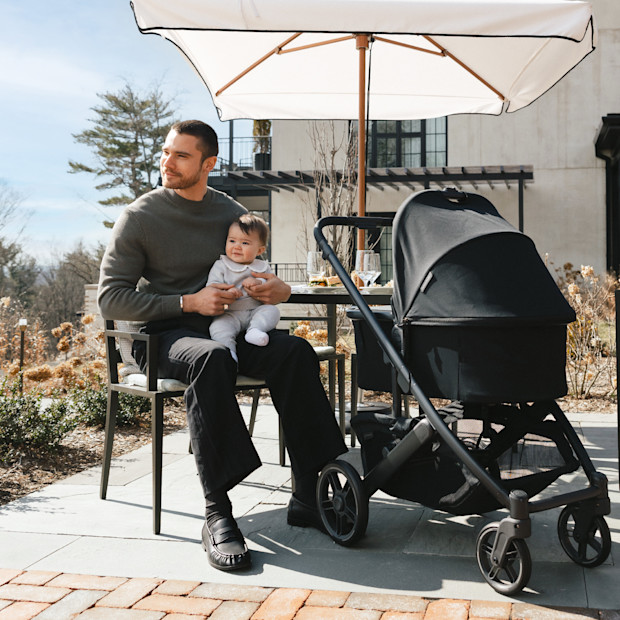 UPPAbaby Cruz V3 Stroller & Bassinet V3 Bundle.