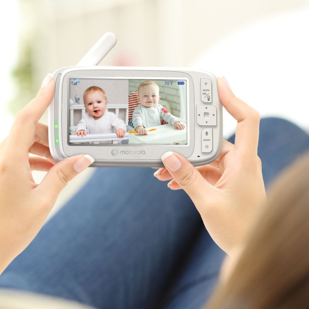 Motorola VM75 5" Video Baby Monitor - 2 Cameras.