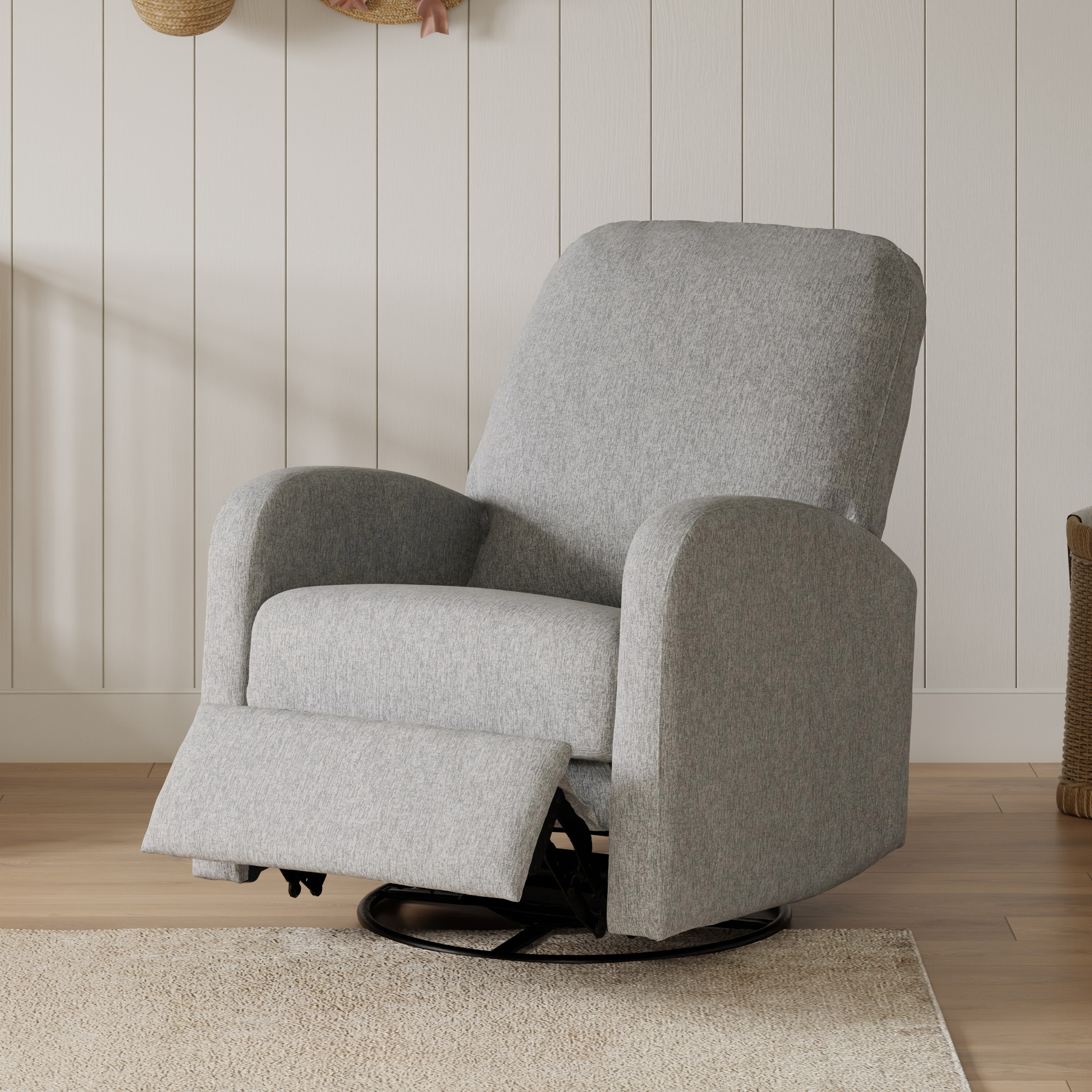 daVinci Calder Manual Swivel Recliner - Frost Grey.