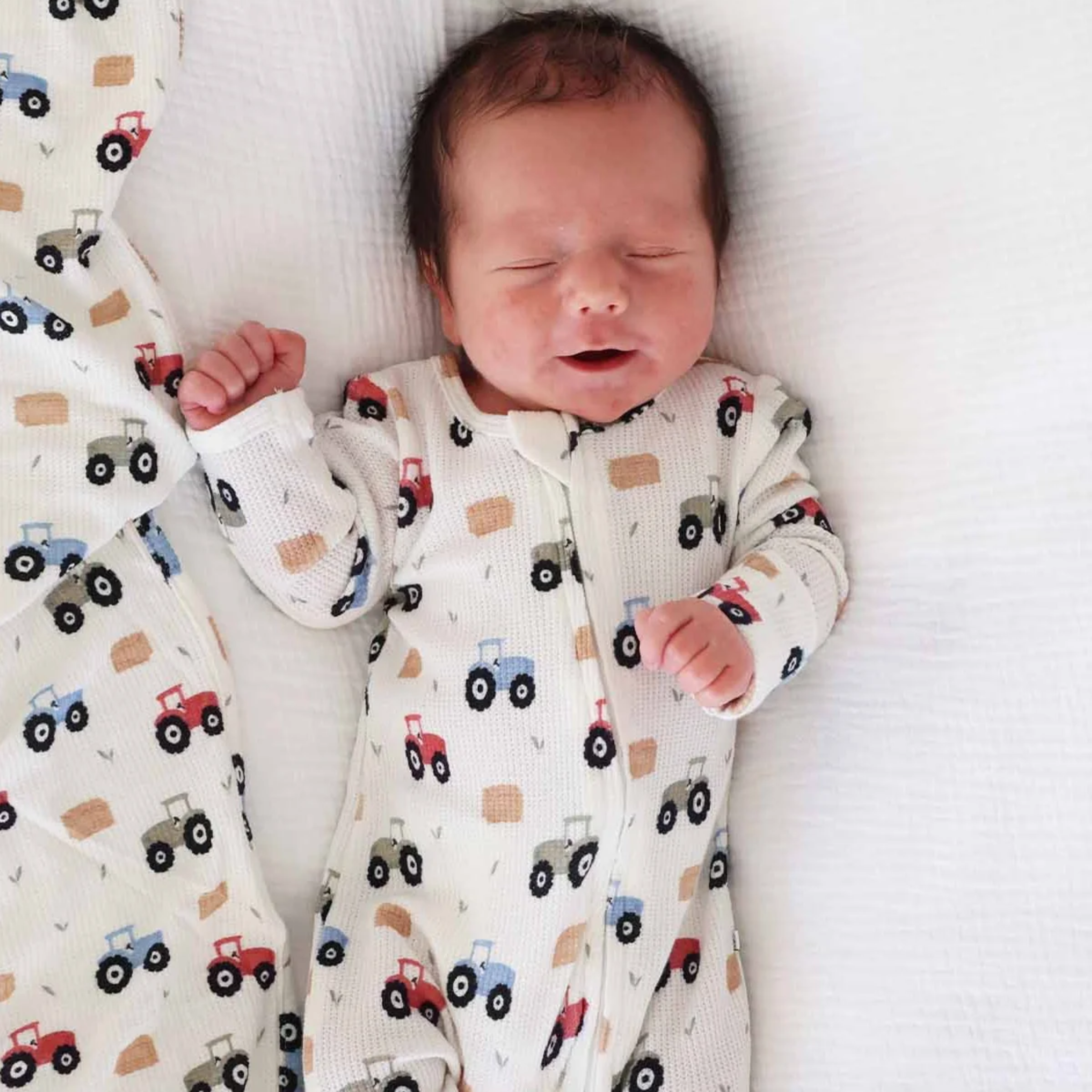 Caden Lane Bamboo Waffle Zipper Footie - Little Farmer, 0-3 M.