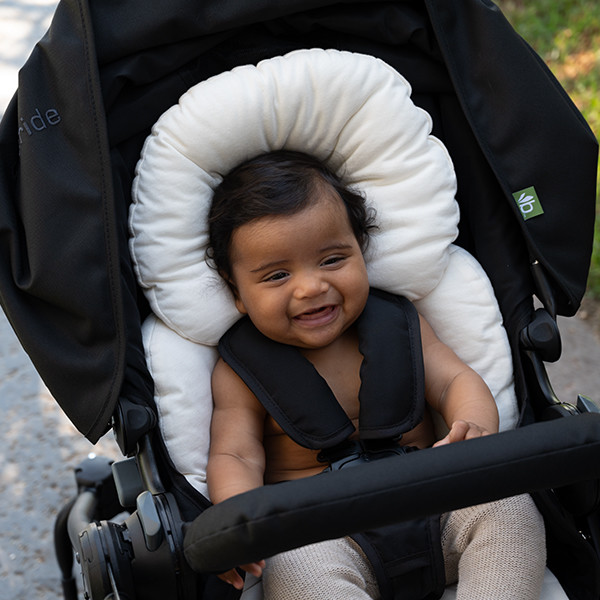 Bumbleride Organic Cotton Infant Insert - Cream.
