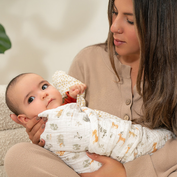 Aden + Anais Essentials Cotton Muslin Swaddles (4 Pack).