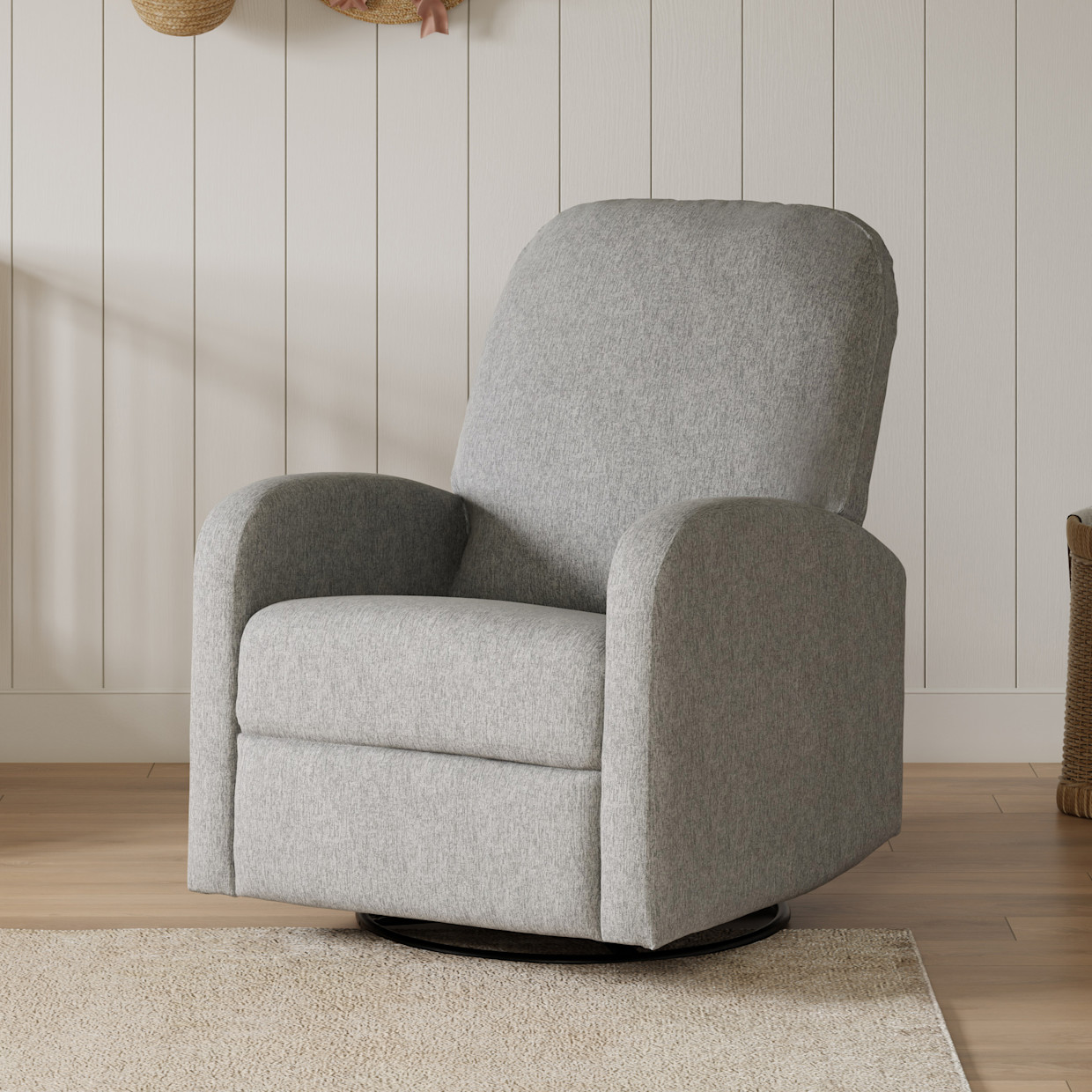 daVinci Calder Manual Swivel Recliner - Frost Grey.