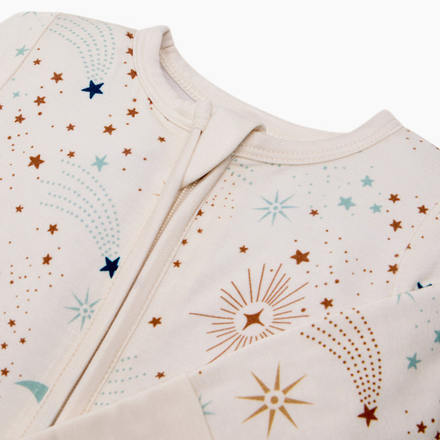 Tiny Kind Bamboo Viscose Printed Zipper Footie.