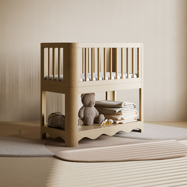 Storkcraft Casablanca 3-in-1 Convertible Bassinet.