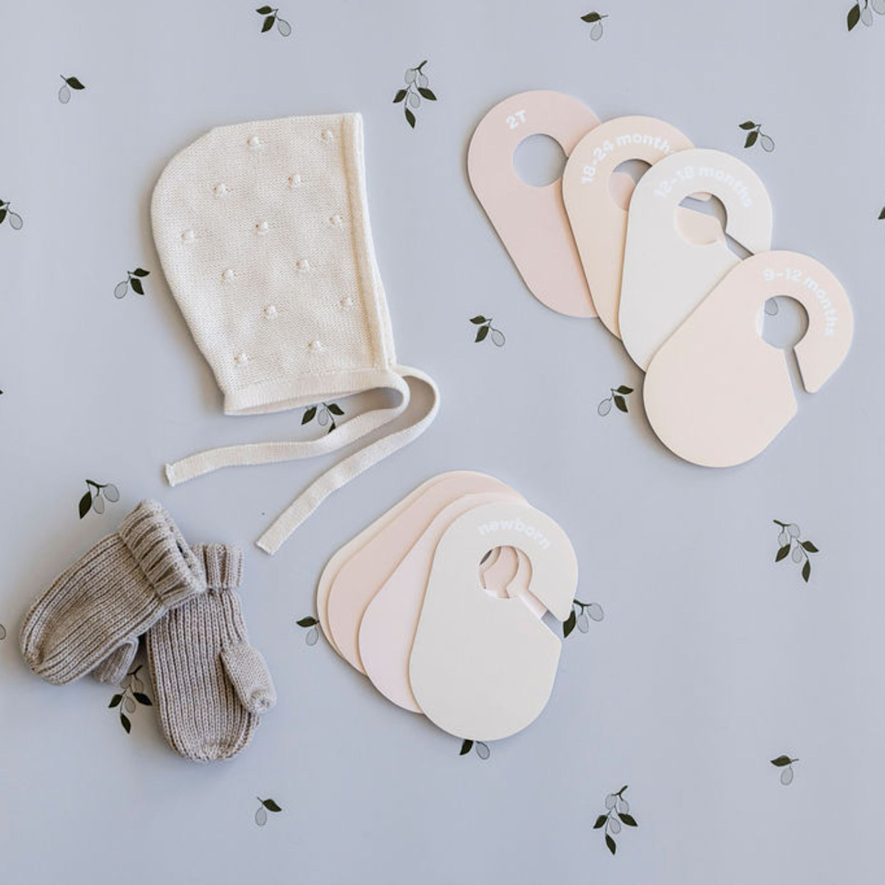 3 Sprouts Closet Dividers - Neutral.