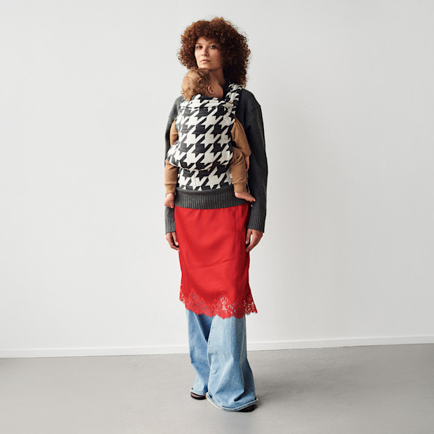 Artipoppe Zeitgeist Baby Carrier.
